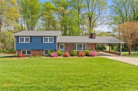 630 Thurmond Rd, Thurmond, NC 28683