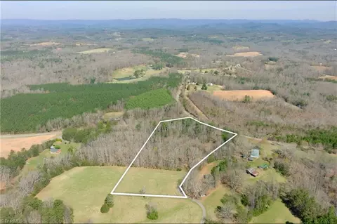 1019-12 George Rd, Westfield, NC 27053 photo 4