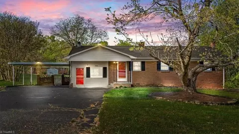5334 Sherrie Dr, High Point, NC 27263