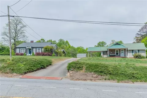 4717 Kernersville Rd, Kernersville, NC 27284