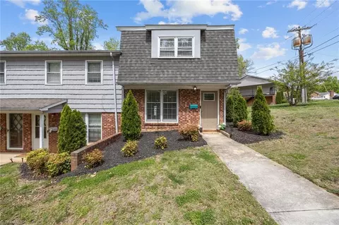 1105 Robin Hood Rd #F, High Point, NC 27262