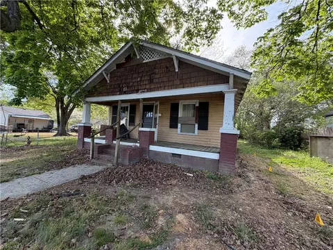 614 Logan St, Greensboro, NC 27401