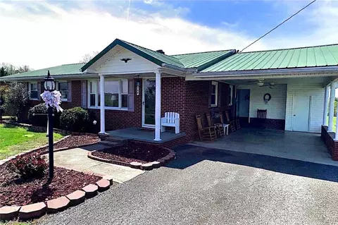 348 Fish Lake Rd, Cana, VA 24317