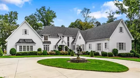 3313 Gaston Rd, Greensboro, NC 27407