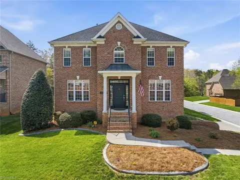 1380 Stonecroft Ct, Winston Salem, NC 27103