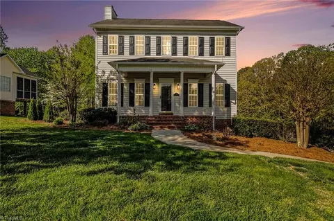 100 Kirkleigh Ct, King, NC 27021