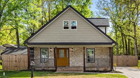 609 Unity St, Thomasville, NC 27360