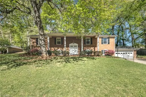 2994 Ormond Dr, Winston Salem, NC 27106