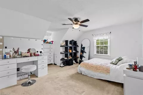 Bedroom - 4617 Riverview Dr, Trinity, NC 27370 photo 4 of 8