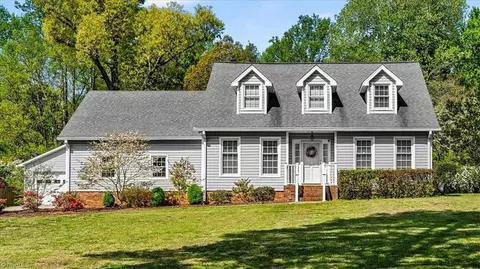 4617 Riverview Dr, Trinity, NC 27370