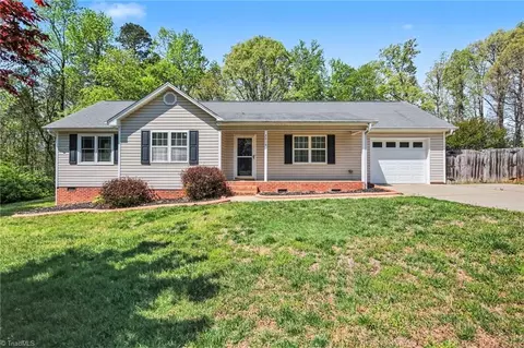 2618 Rocky Branch Rd, Walkertown, NC 27051