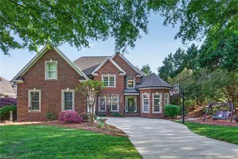 2304 Faircloth Way, High Point, NC 27265