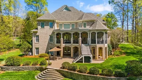 6087 Mountain Brook Rd, Greensboro, NC 27455