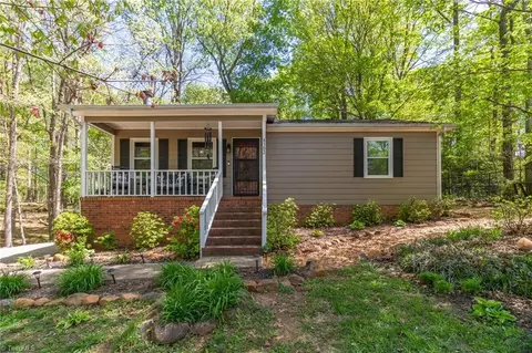 8502 Birchdale Dr, Greensboro, NC 27455