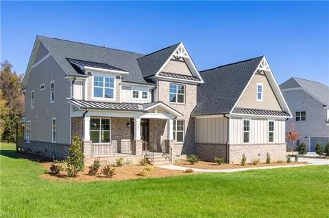 3106 Pasture View Dr, Summerfield, NC 27358