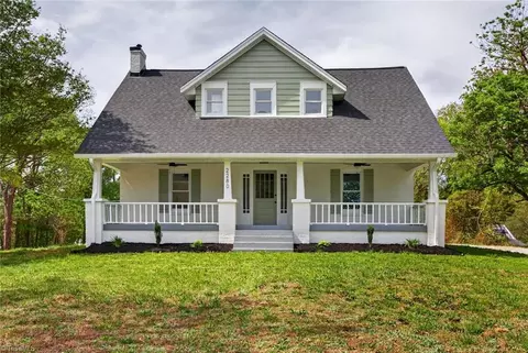 2280 Darwick Rd, Winston Salem, NC 27127