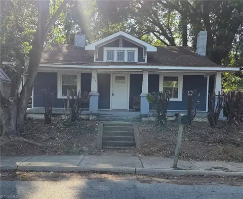 1206 Brentwood St, High Point, NC 27260