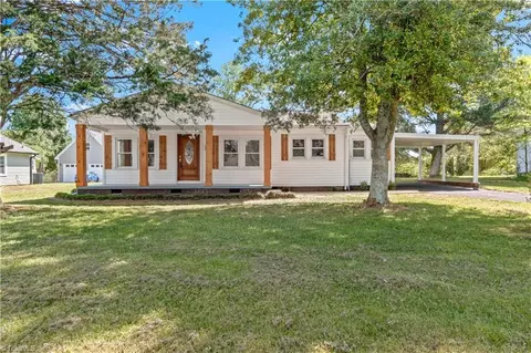 212 E Main St, Cleveland, NC 27013