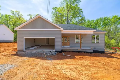 326 College St, Rural Hall, NC 27045