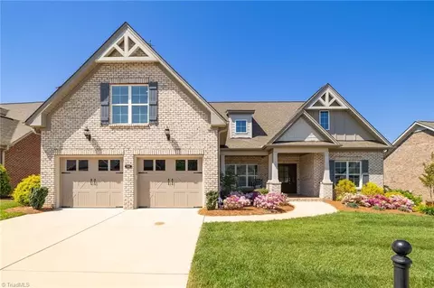 5242 Shoal Creek Ln, Winston Salem, NC 27106