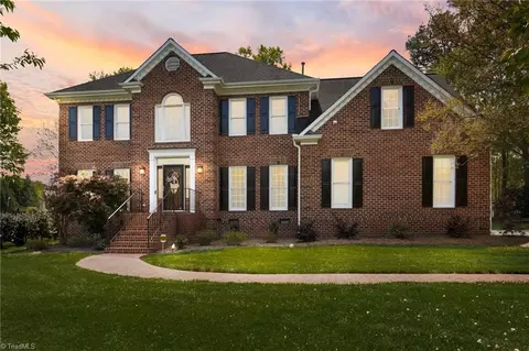 108 Duffield Ct, Kernersville, NC 27284