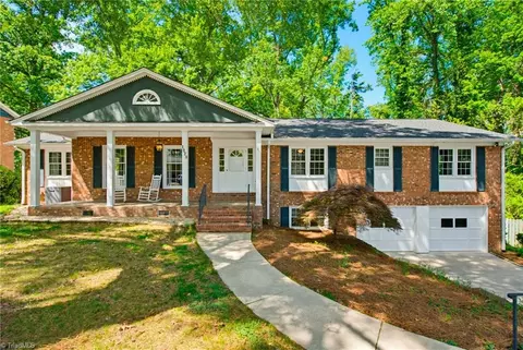 1029 Cantering Rd, High Point, NC 27265