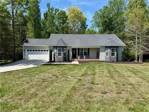 331 Twin Creeks Dr, Stokesdale, NC 27357
