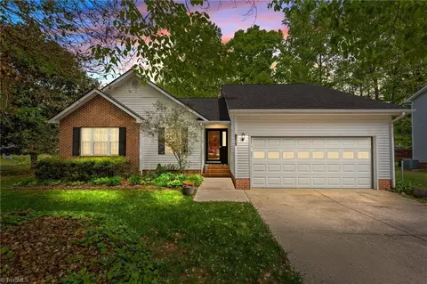 3987 Cherry Tree Dr, Greensboro, NC 27405