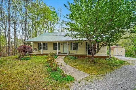 250 Bear Land Trl, Blanch, NC 27212
