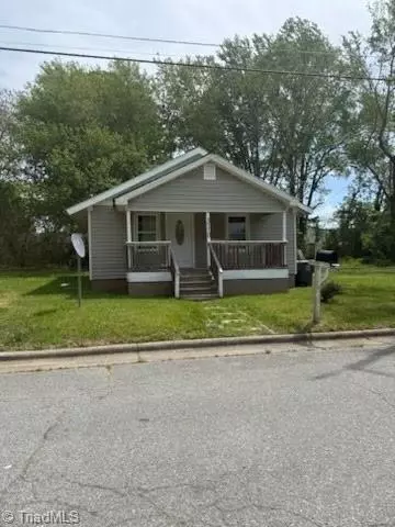 3110 Henry St, Greensboro, NC 27405