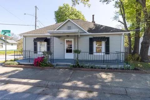 1301 Green Dr, High Point, NC 27260