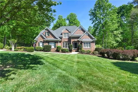 6810 Buckley Dr, Summerfield, NC 27358