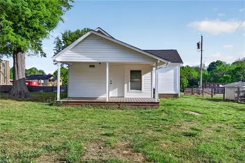 Exterior - 811 Vail Ave, High Point, NC 27260 photo 4 of 5
