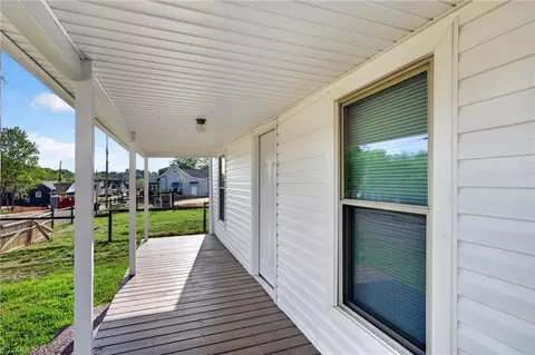 Exterior - 811 Vail Ave, High Point, NC 27260 photo 5 of 5