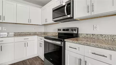 Kitchen - 6374 Cedar Hill Ct, Trinity, NC 27370 photo 2 of 2