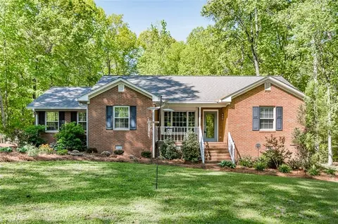 801 Baker Ct, Haw River, NC 27258