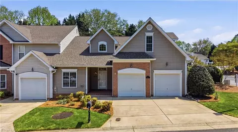 223 Misty Waters Ln, Jamestown, NC 27282