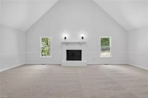 Living - 4803 Whisper Oak Dr, Trinity, NC 27370 photo 2 of 3