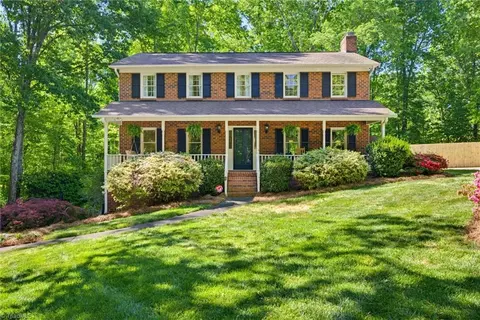 240 Lilac Dr, Kernersville, NC 27284