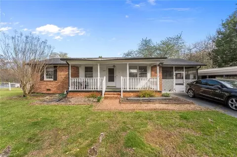 1225 2nd St, Eden, NC 27288