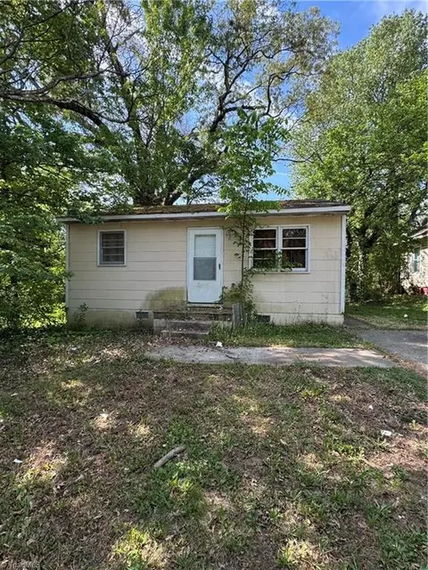 1204 Ragan Ave, High Point, NC 27260