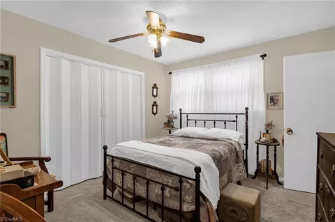 Bedroom - 1014 Pine Ln, Eden, NC 27288 photo 1 of 6