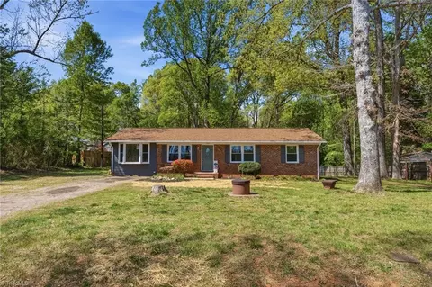 383 Elon Dr, Reidsville, NC 27320