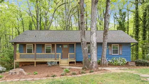 2869 Millwheel Rd, Pfafftown, NC 27040