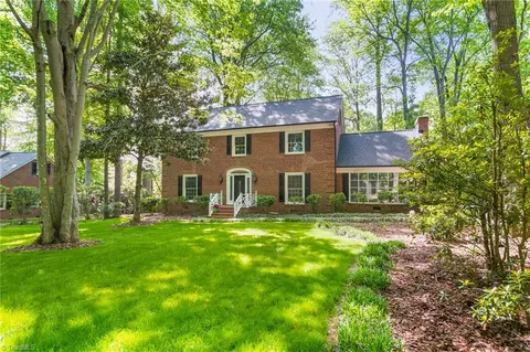 3011 Redford Dr, Greensboro, NC 27408