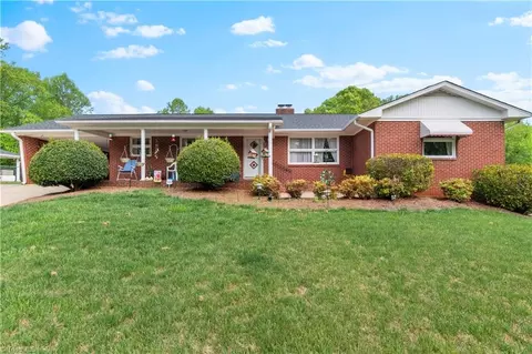 708 Hudson St, Winston Salem, NC 27105