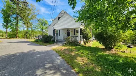 100 Daniels St, Randleman, NC 27317