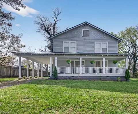 610 Westside Dr, Lexington, NC 27292