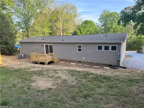 5640 Plantation Dr, Trinity, NC 27370 photo 31