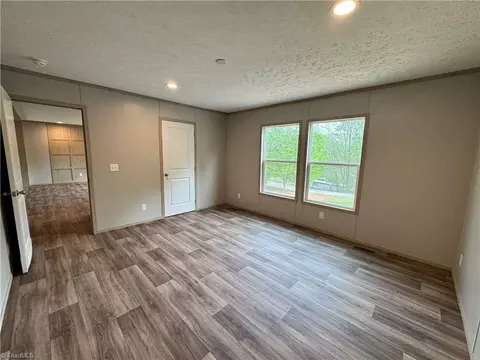 5640 Plantation Dr, Trinity, NC 27370 photo 11